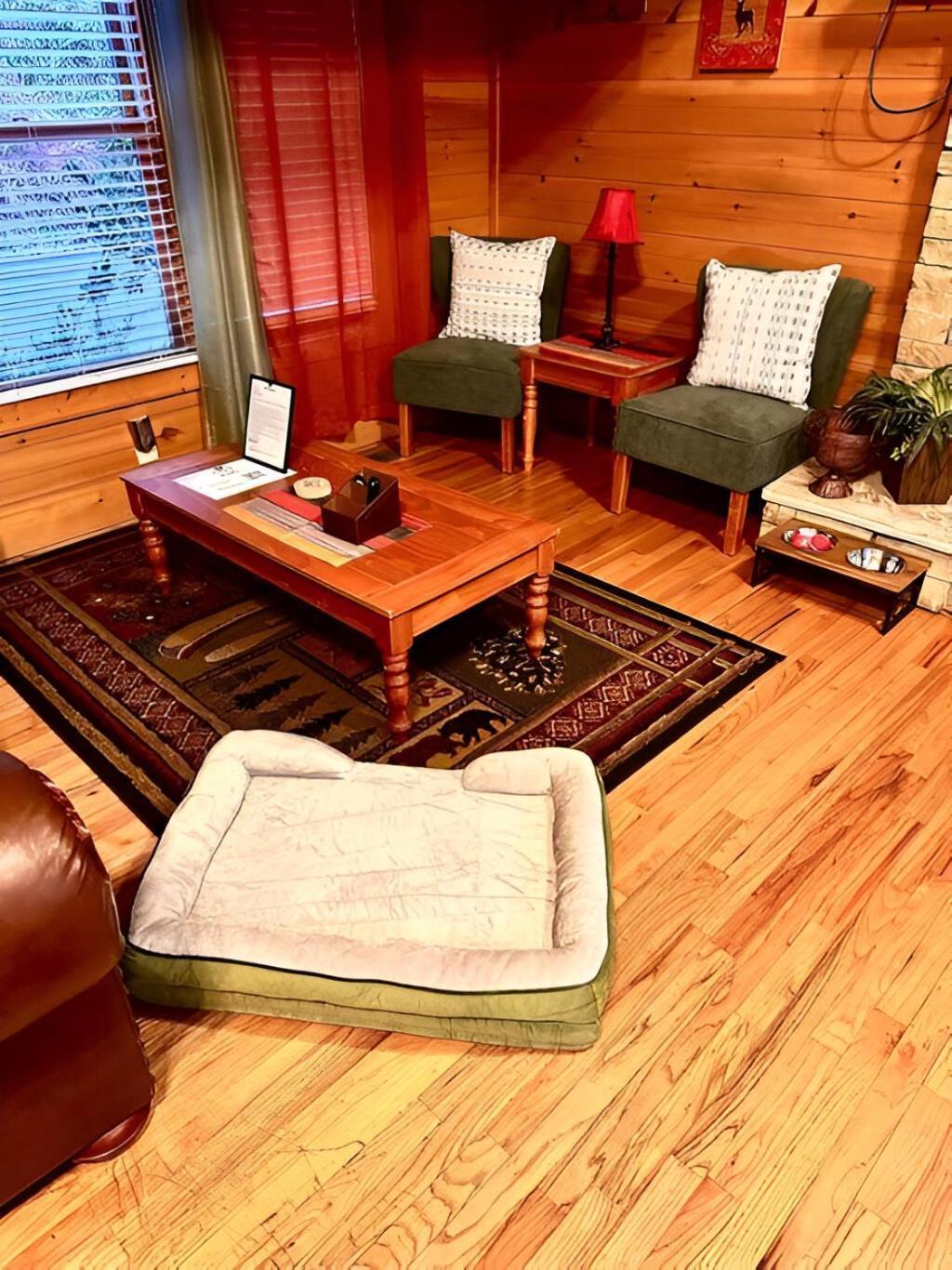 גטלינבורג Prime Mountain Cabin - Near Galinburg Downtown מראה חיצוני תמונה